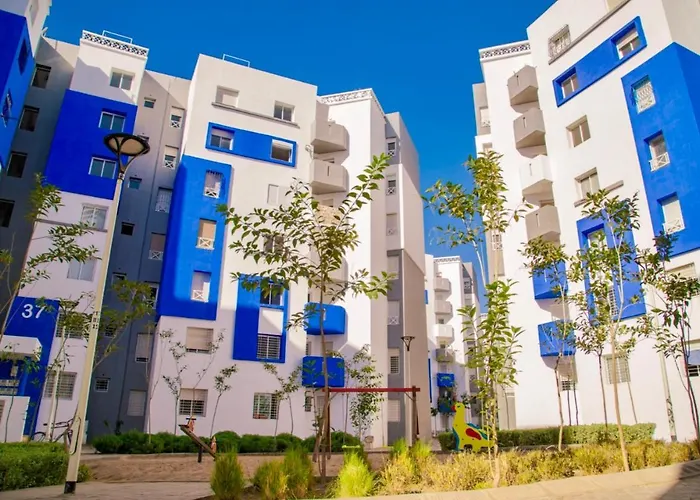Superbe appartement 500m de la plage, État neuf.